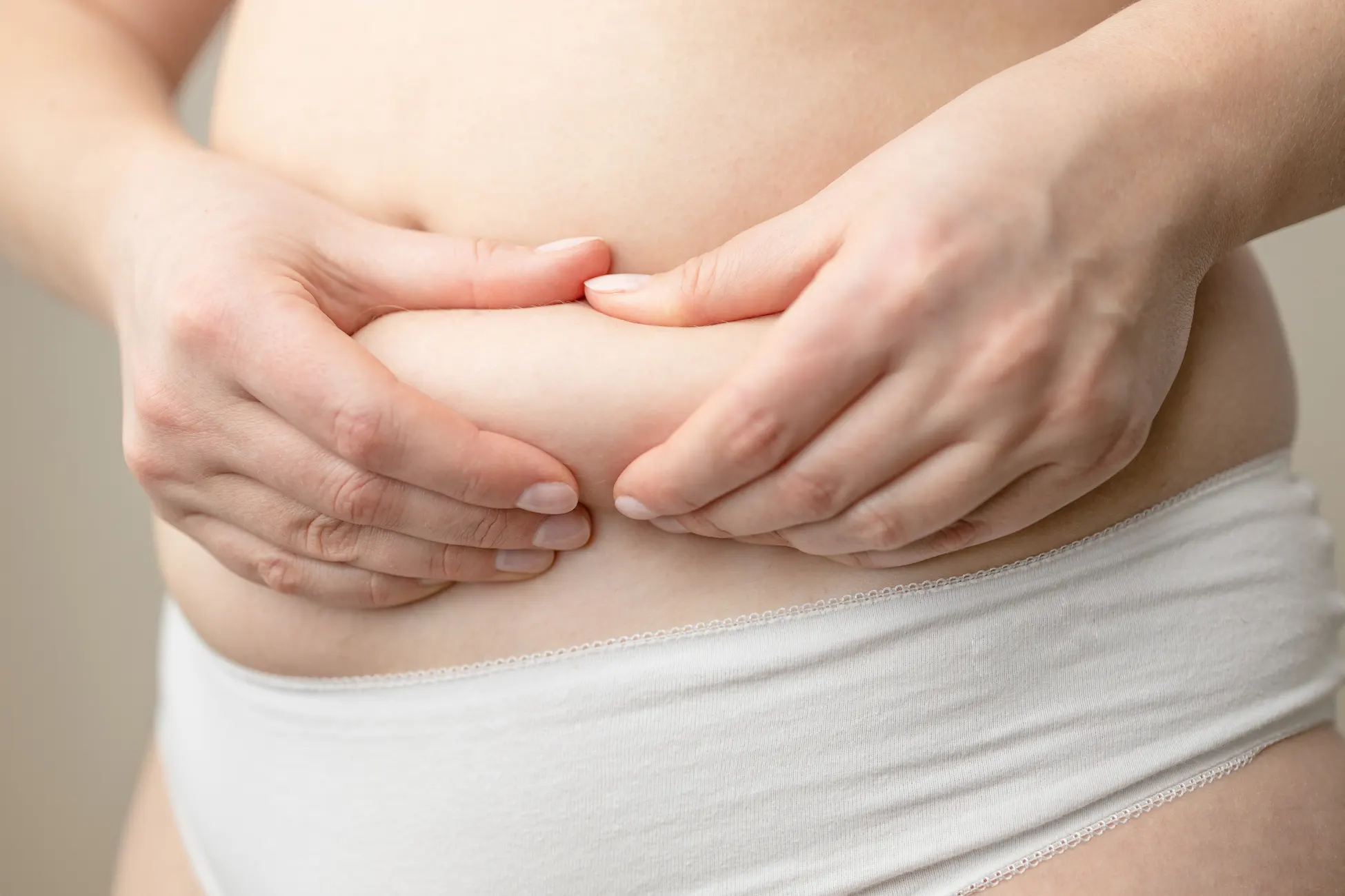 Clínica de Fitness | Infografía explicando cómo eliminar la grasa rebelde - clinica de fitness